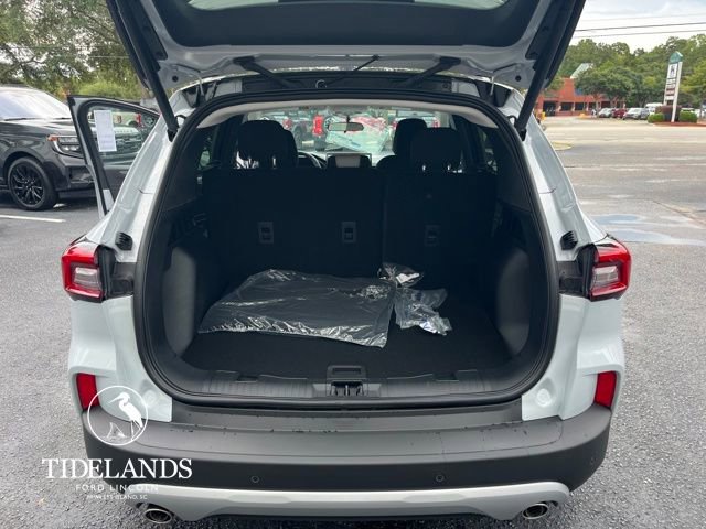 New 2026 Ford Escape Active w/ Tech Pack #1 FWD image 11