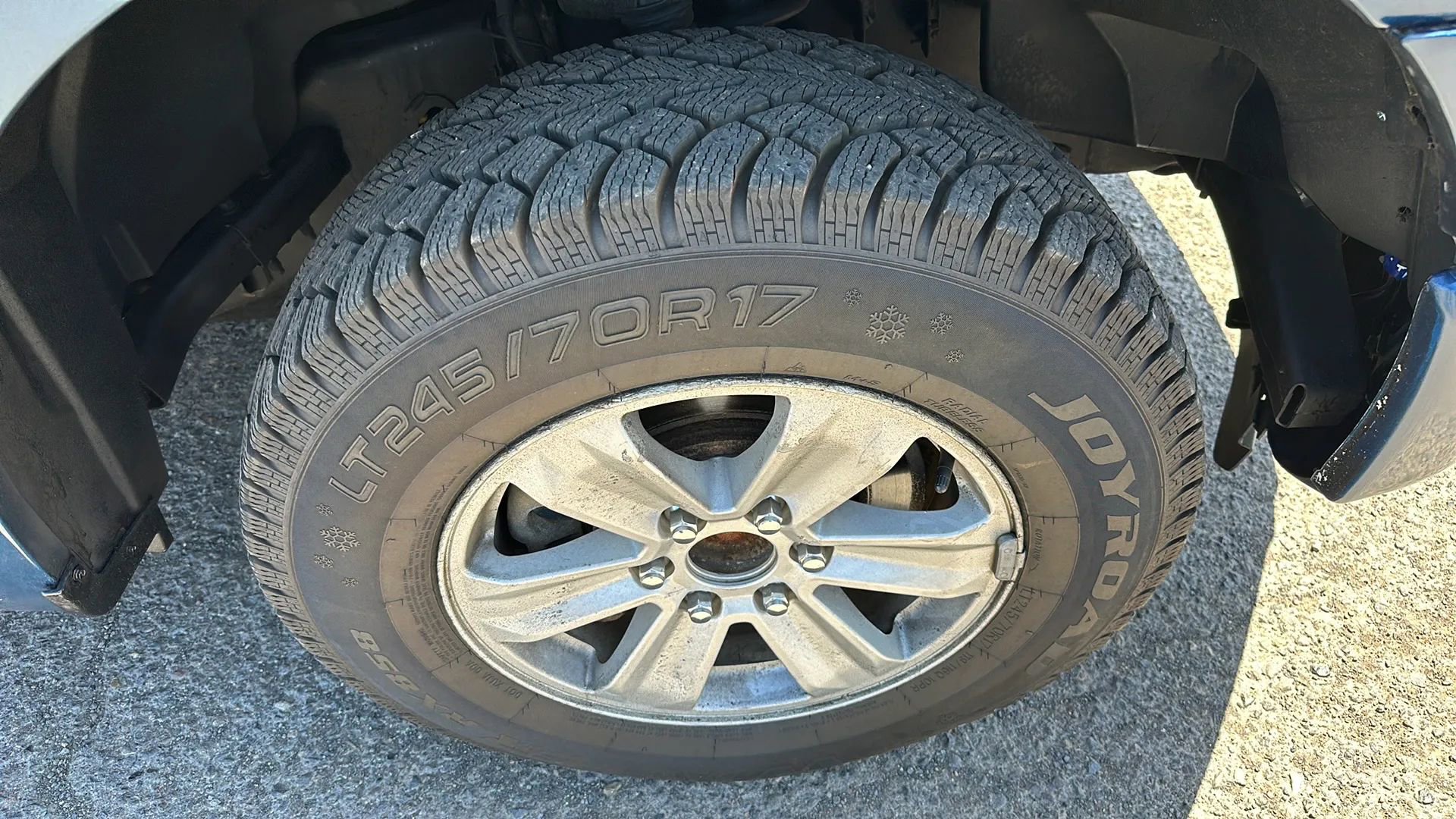 Used 2017 Ford F150 XLT image 12