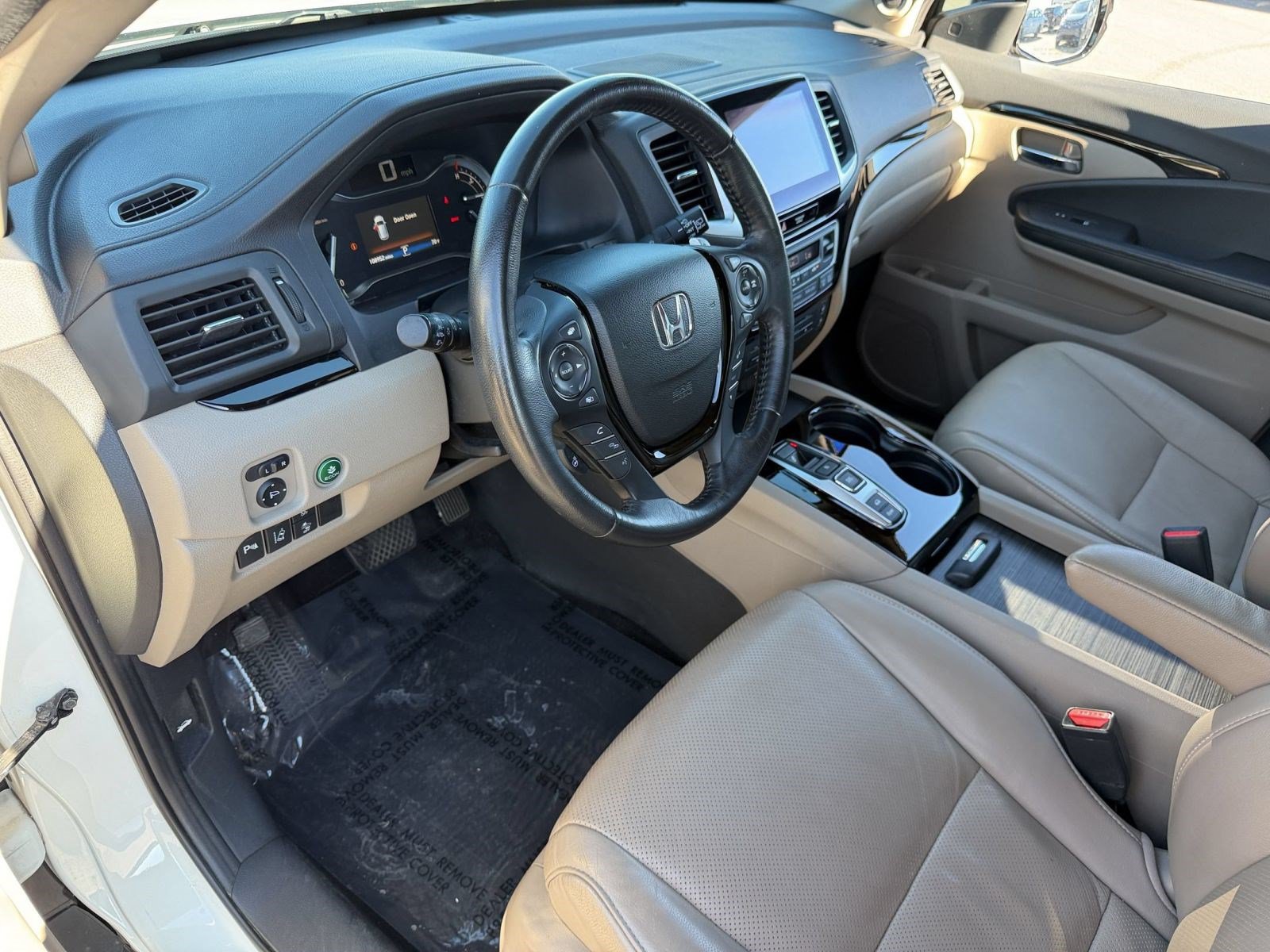 Used 2016 Honda Pilot Elite image 4