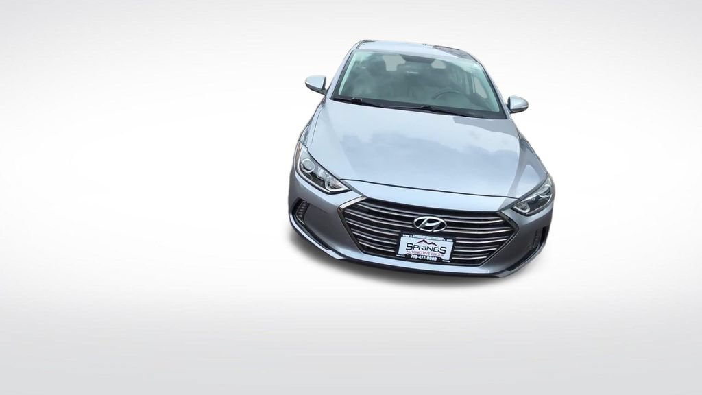 Used 2017 Hyundai Elantra Limited FWD image 16