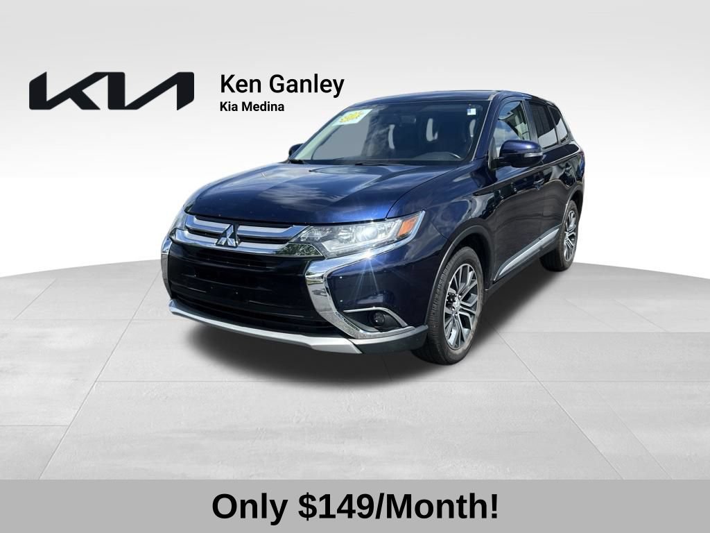 Used 2016 Mitsubishi Outlander SE AWD/4WD image 1