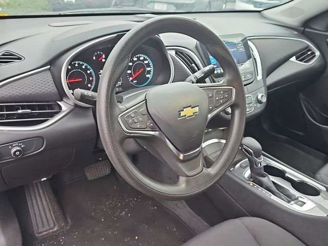 Used 2025 Chevrolet Malibu LT image 11