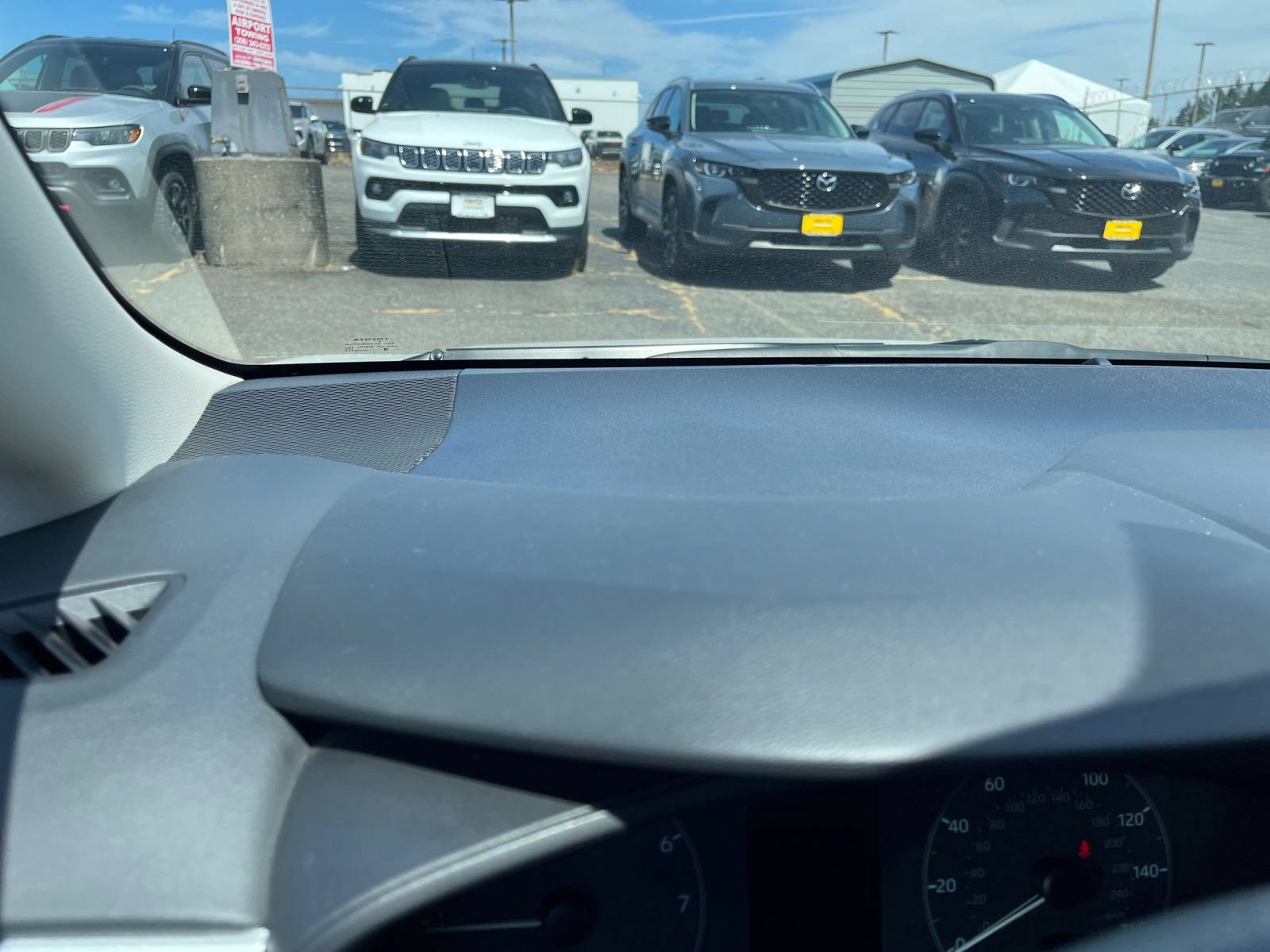 Used 2025 Toyota Corolla LE FWD image 34