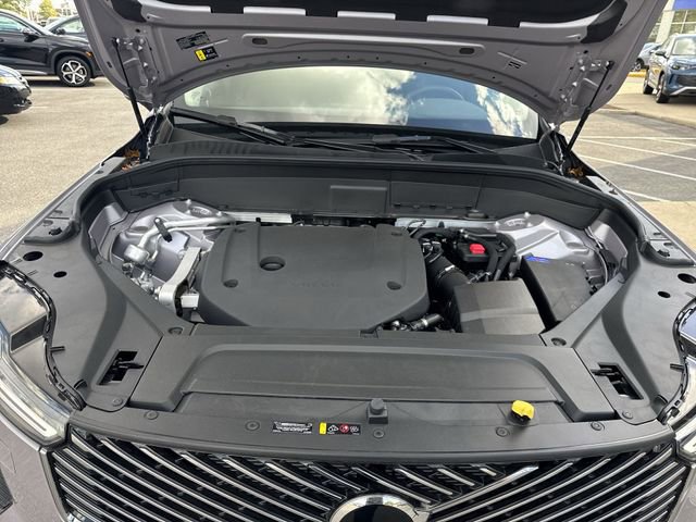 New 2026 Volvo XC90 B6 Core w/ Protection Package image 28