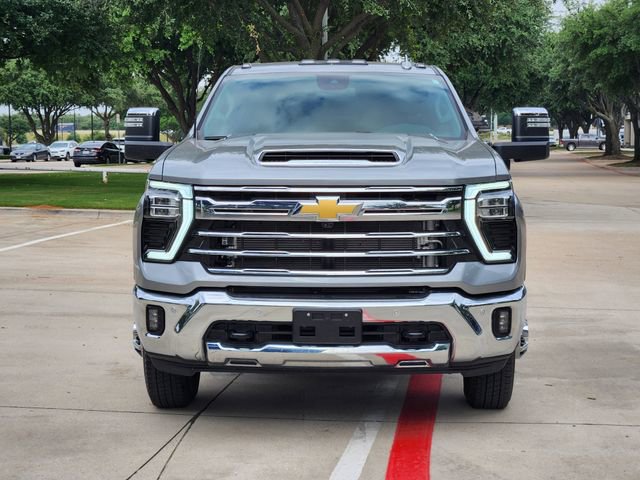 Used 2025 Chevrolet Silverado 3500 LTZ w/ LTZ Texas Edition AWD/4WD image 10