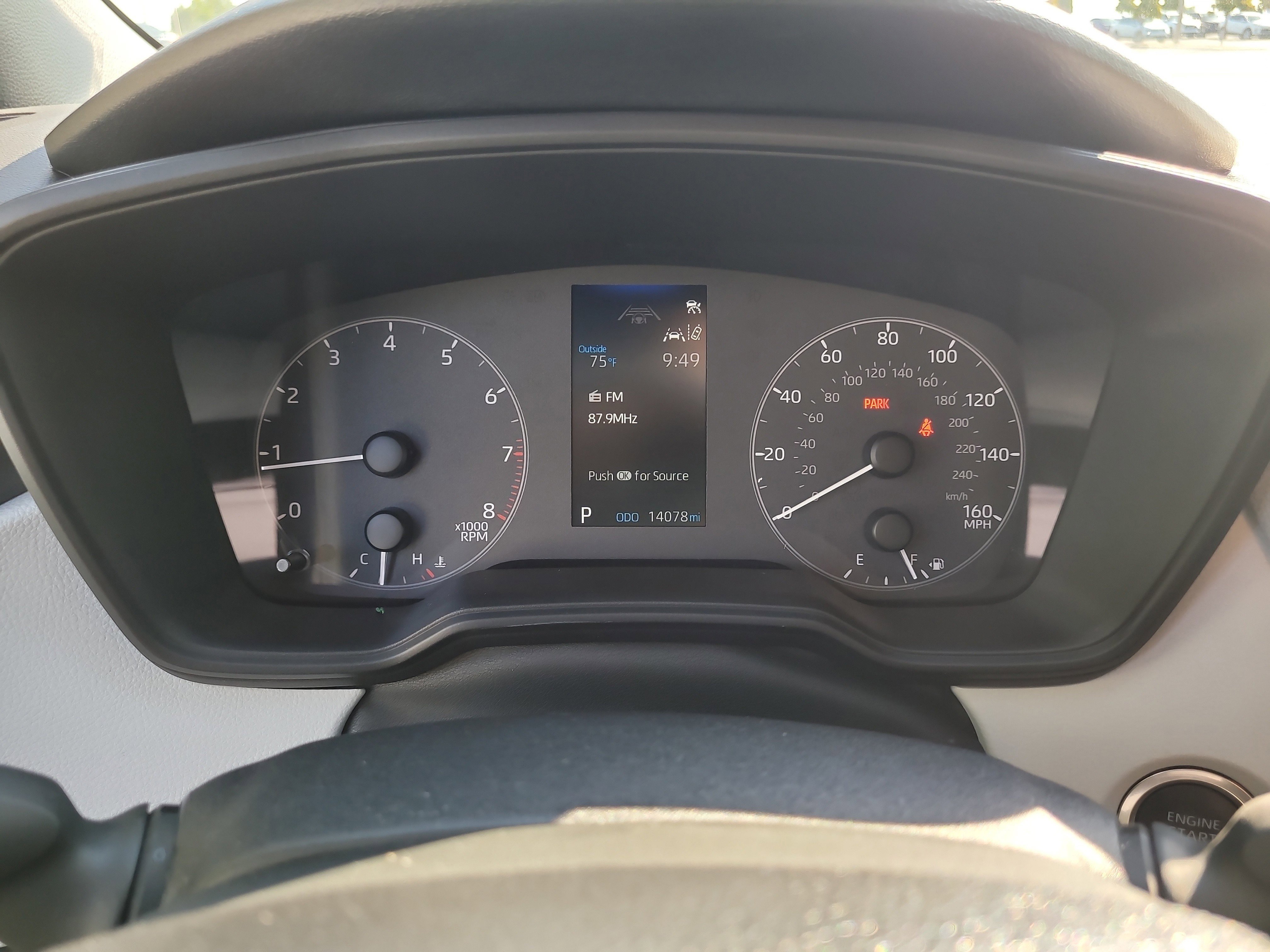 Certified 2025 Toyota Corolla SE w/ Convenience Package image 30