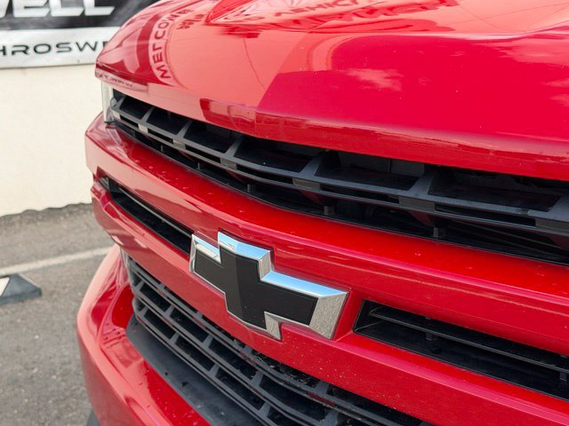 Used 2020 Chevrolet Silverado 1500 RST w/ Texas Edition RWD image 11
