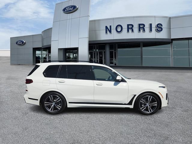 Used 2023 BMW X7 xDrive40i image 5