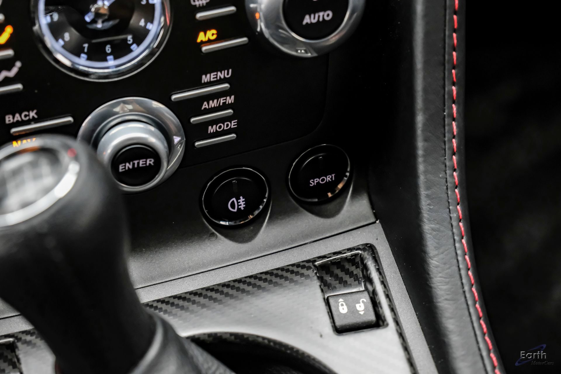 Used 2015 Aston Martin V8 Vantage GT RWD image 67