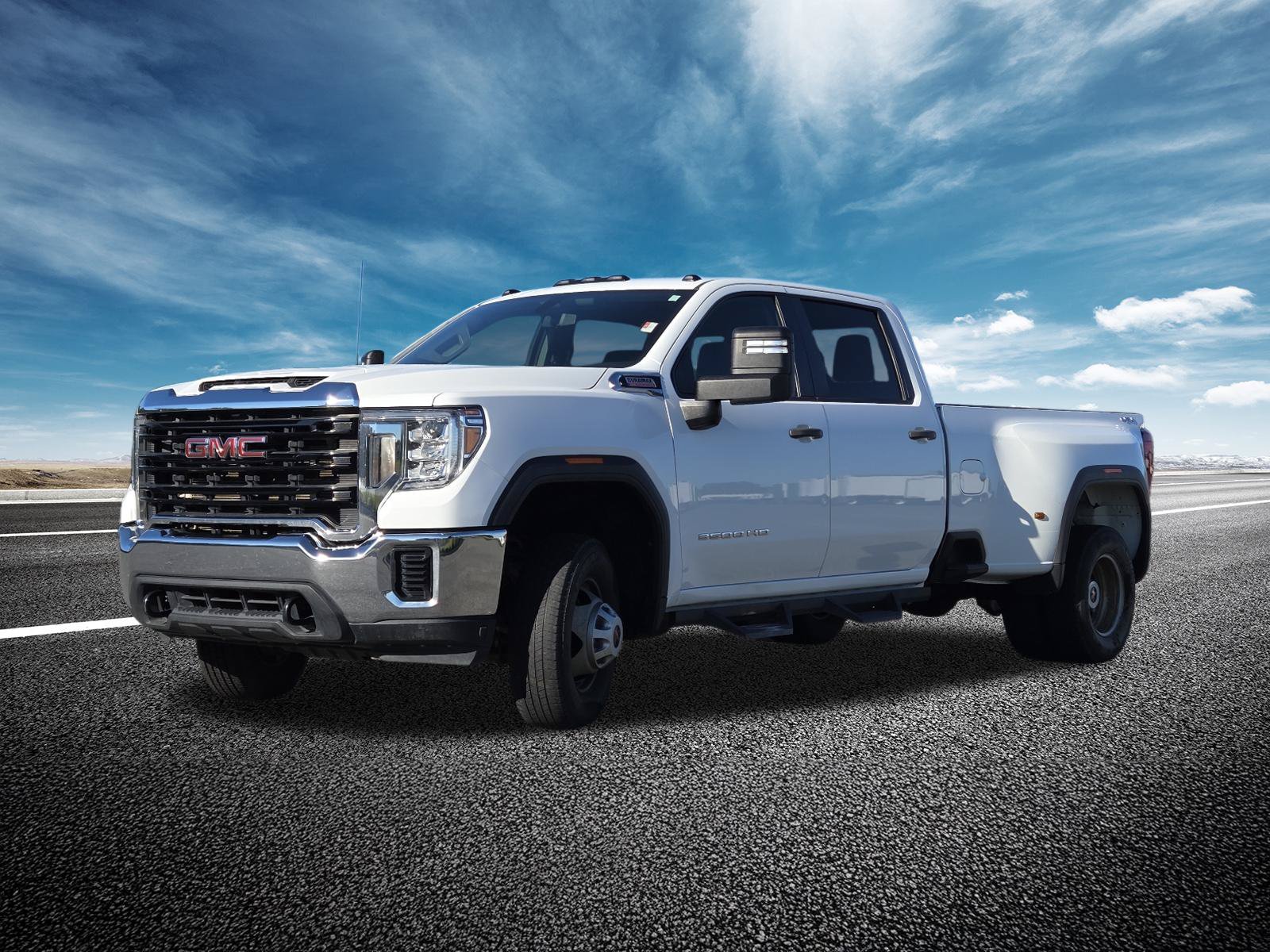 Used 2023 GMC Sierra 3500 Pro w/ Gooseneck/5TH Wheel Package AWD/4WD image 11