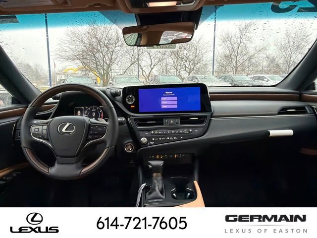 New 2025 Lexus ES 350 Ultra Luxury image 17