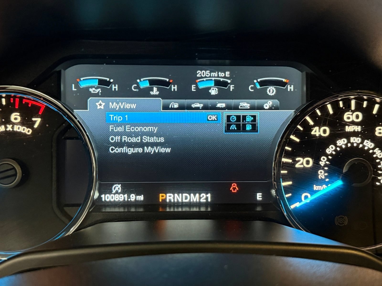 Used 2015 Ford F150 Lariat RWD image 28