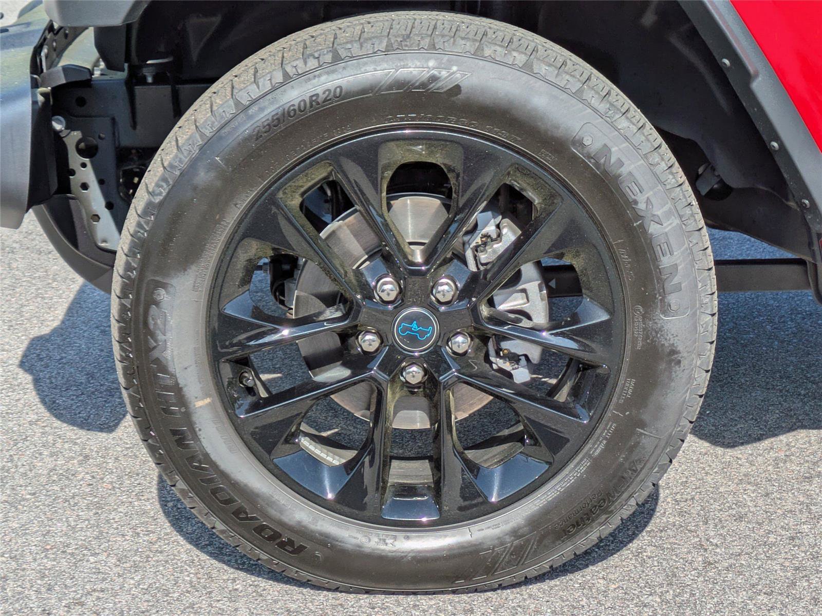 Used 2025 Jeep Wrangler Sahara w/ Safety Group AWD/4WD image 14