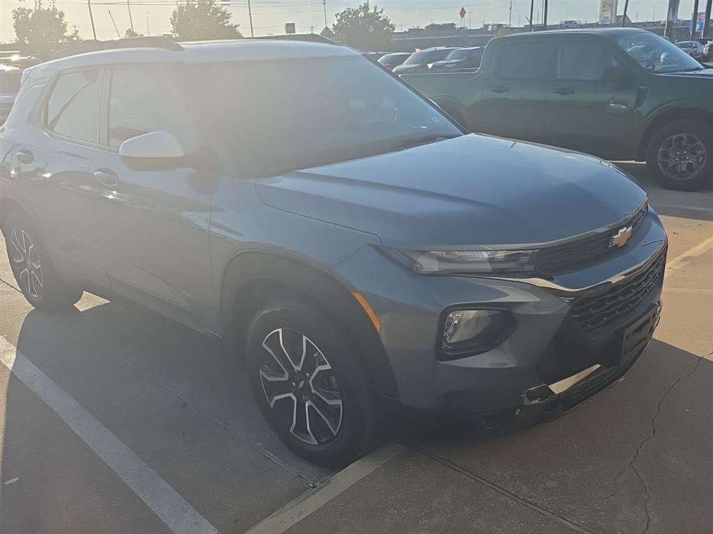 Used 2021 Chevrolet TrailBlazer ACTIV w/ Sun and Liftgate Package FWD image 5