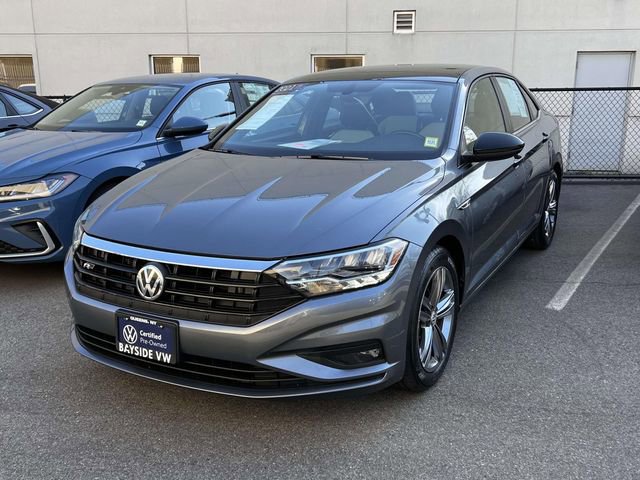 Certified 2021 Volkswagen Jetta R-Line w/ R-Line Cold Weather Package image 4