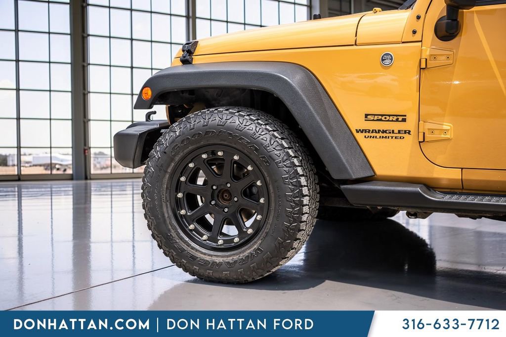 Used 2013 Jeep Wrangler Unlimited Sport AWD/4WD image 34