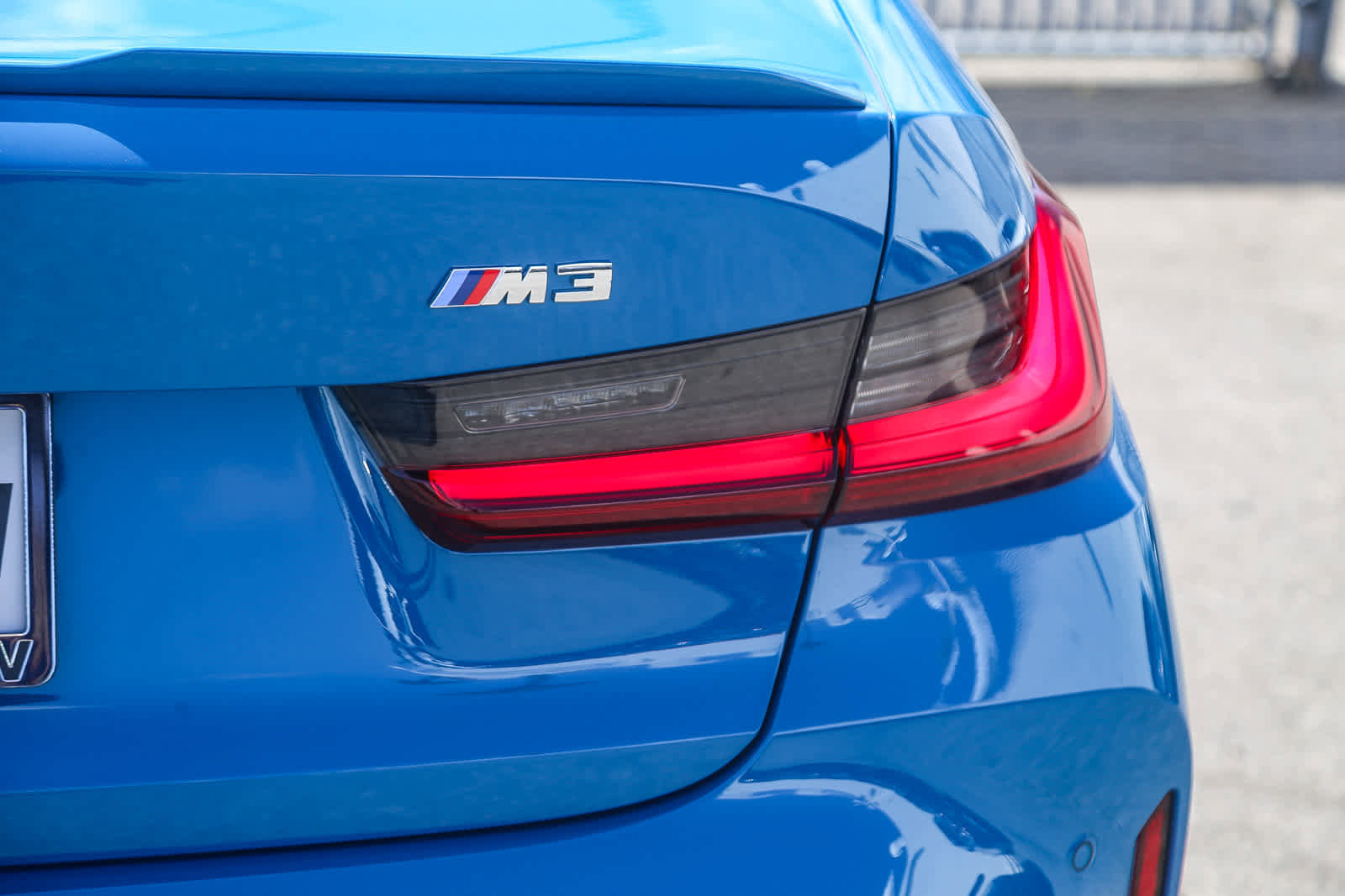 Used 2025 BMW M3 image 7