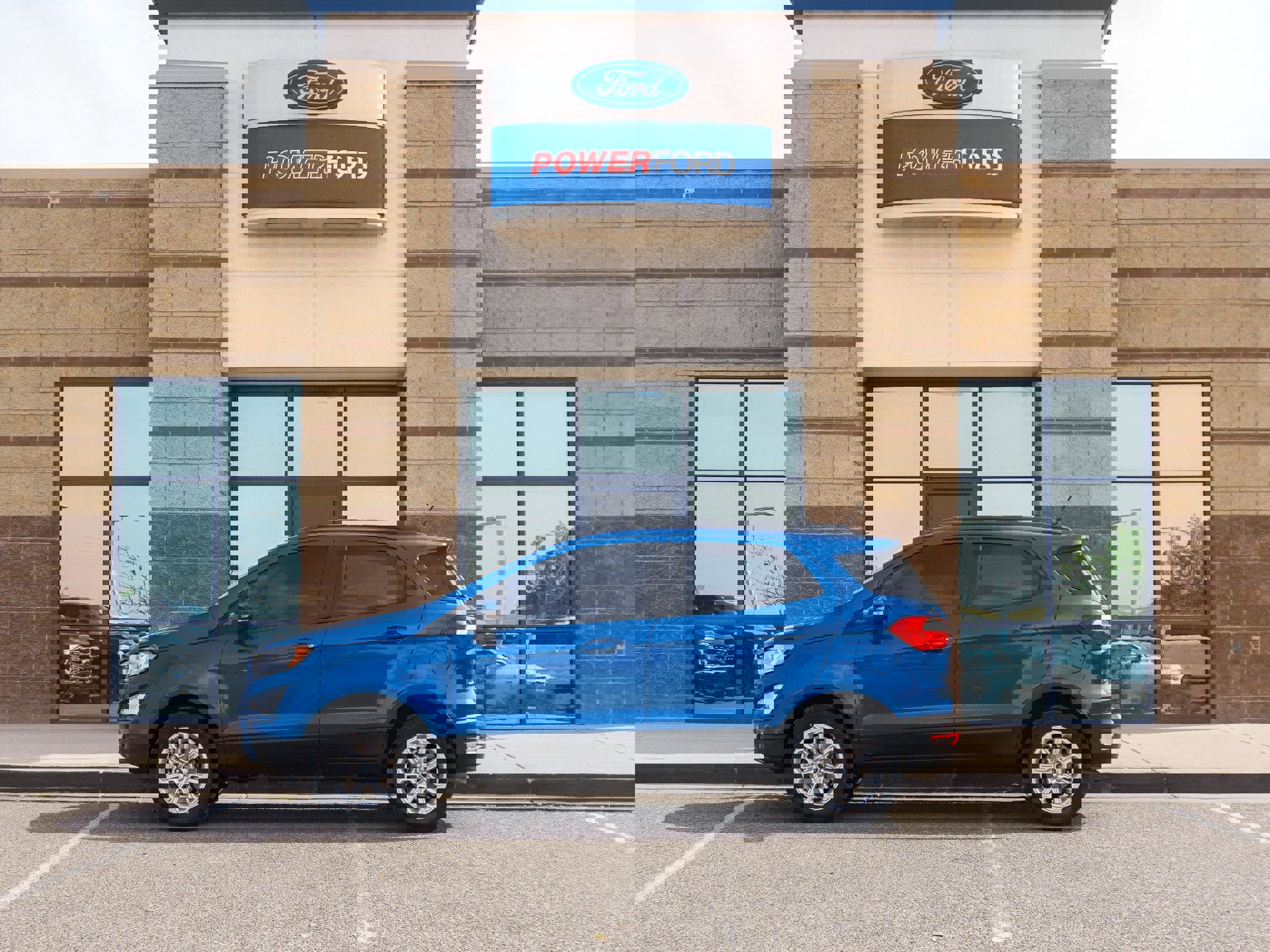 Used 2022 Ford EcoSport SE w/ SE Convenience Package image 9