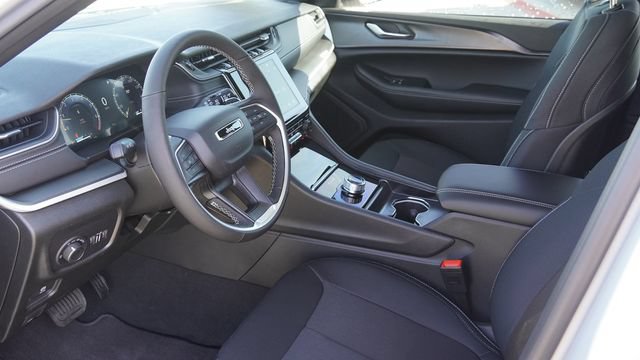New 2026 Jeep Grand Cherokee Laredo X RWD image 19