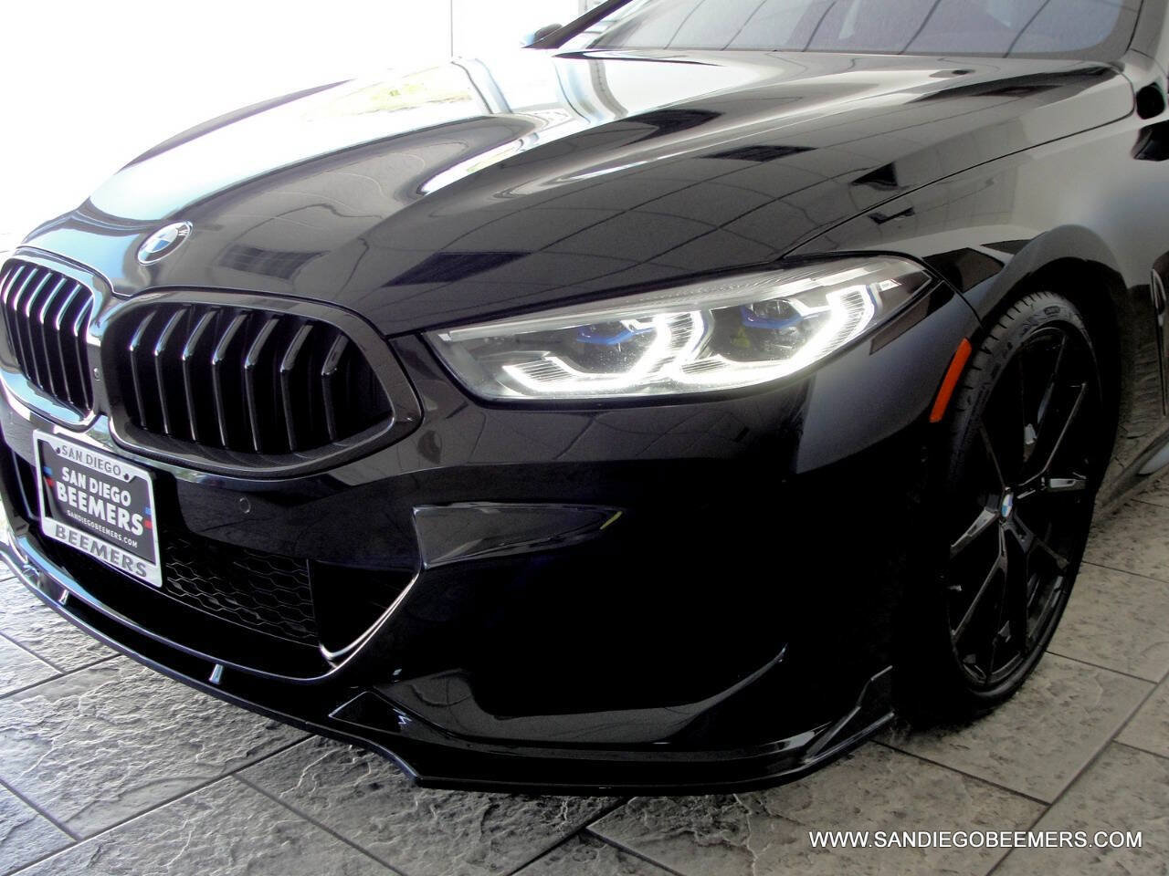 Used 2022 BMW M850i xDrive Coupe w/ Driving Assistance Package AWD/4WD image 36