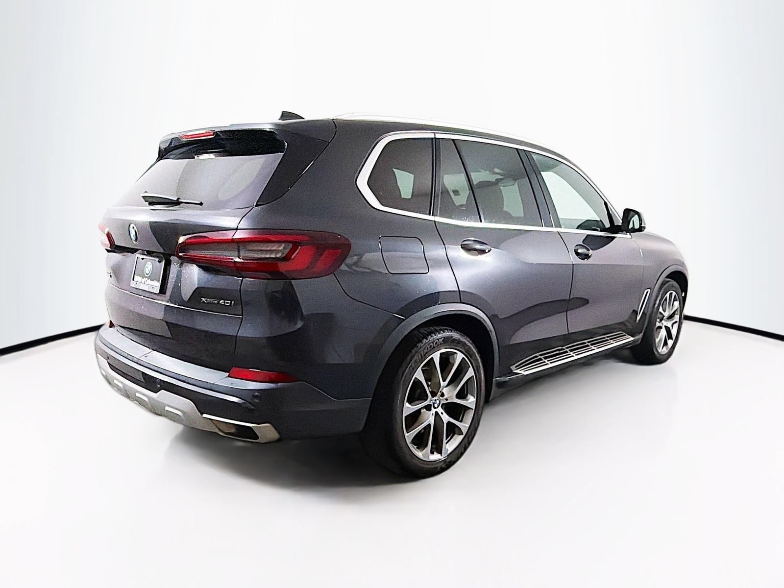 Used 2023 BMW X5 xDrive40i AWD/4WD image 7