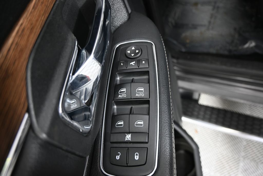 Used 2016 RAM 2500 Laramie image 19