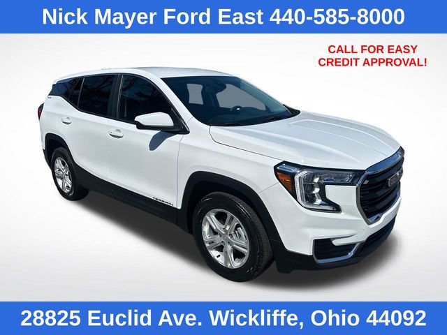 Used 2024 GMC Terrain SLE AWD/4WD image 1
