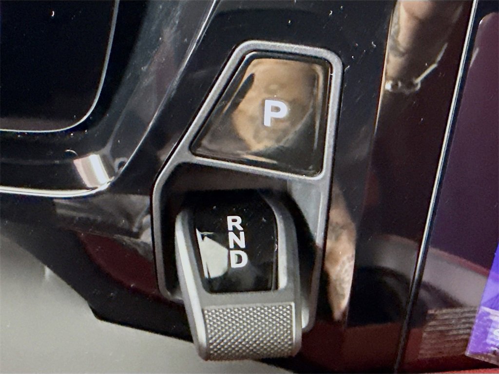 Used 2025 Porsche Macan Electric image 18