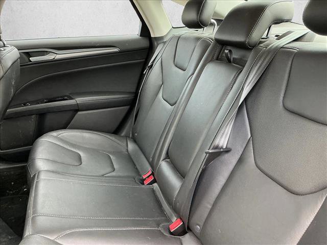 Used 2015 Ford Fusion Titanium image 13