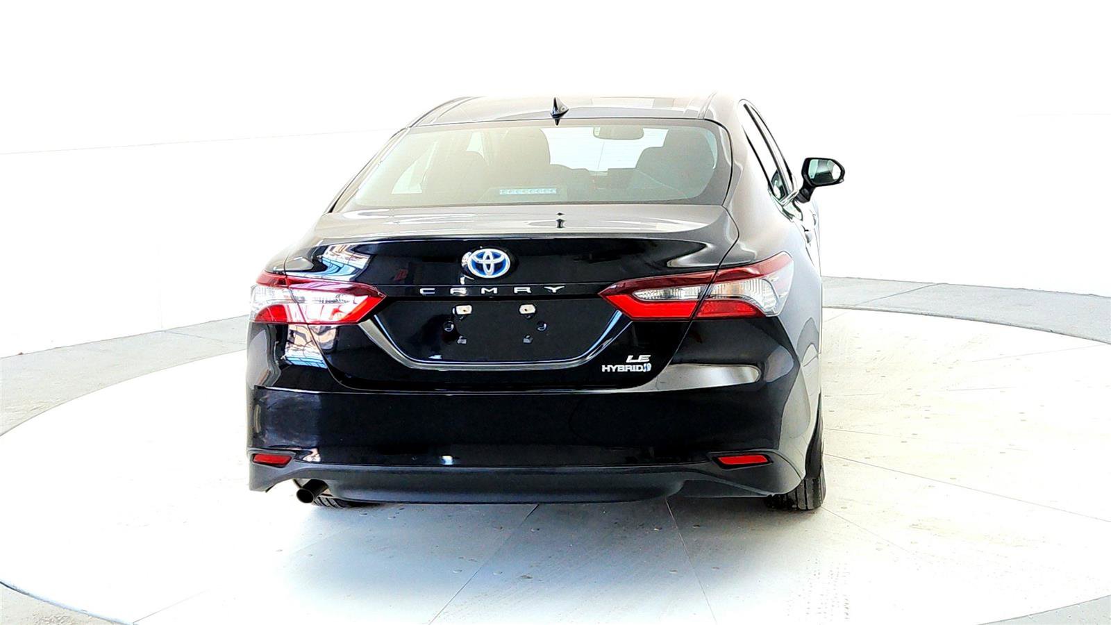 Certified 2022 Toyota Camry LE w/ Cold Weather Package image 5