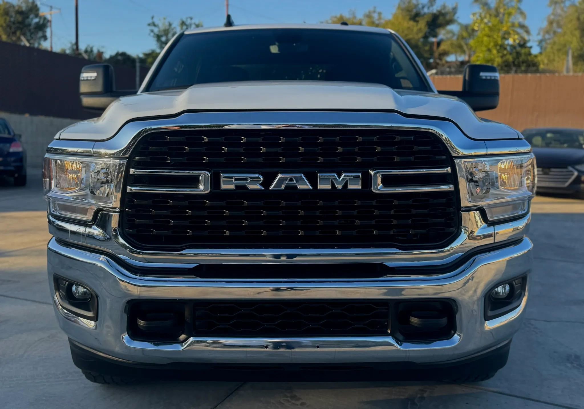 Used 2024 RAM 3500 Big Horn AWD/4WD image 2