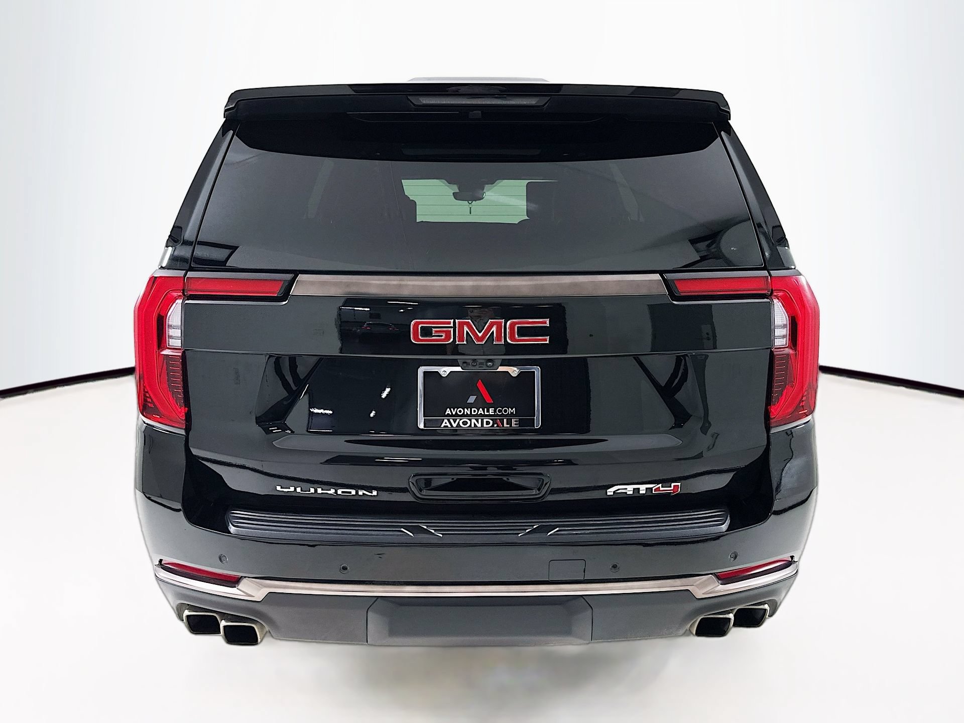 Used 2025 GMC Yukon AT4 Ultimate AWD/4WD image 7