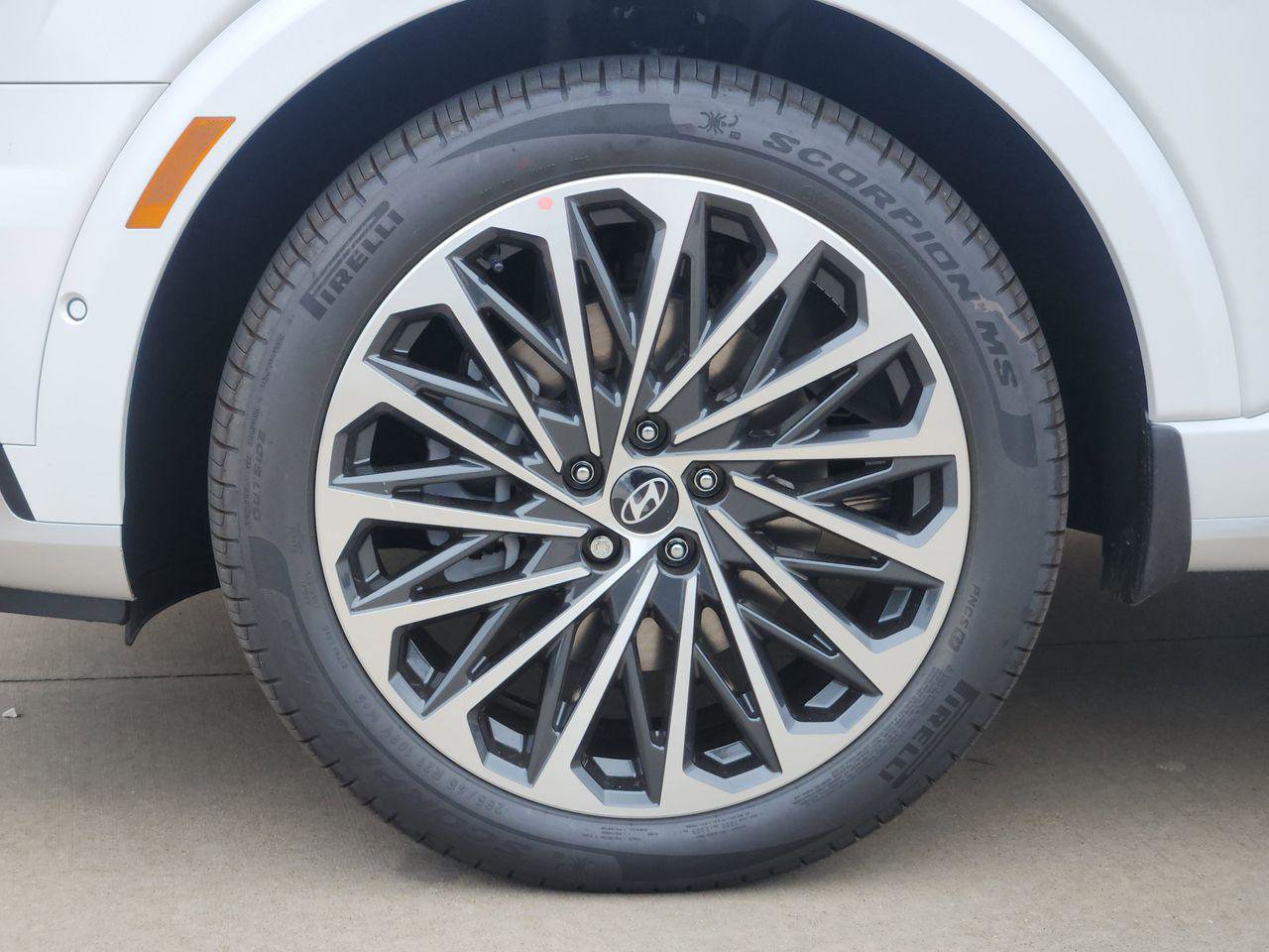 New 2026 Hyundai Palisade Calligraphy FWD image 9