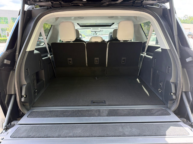 New 2027 Lincoln Navigator L Black Label AWD/4WD image 18