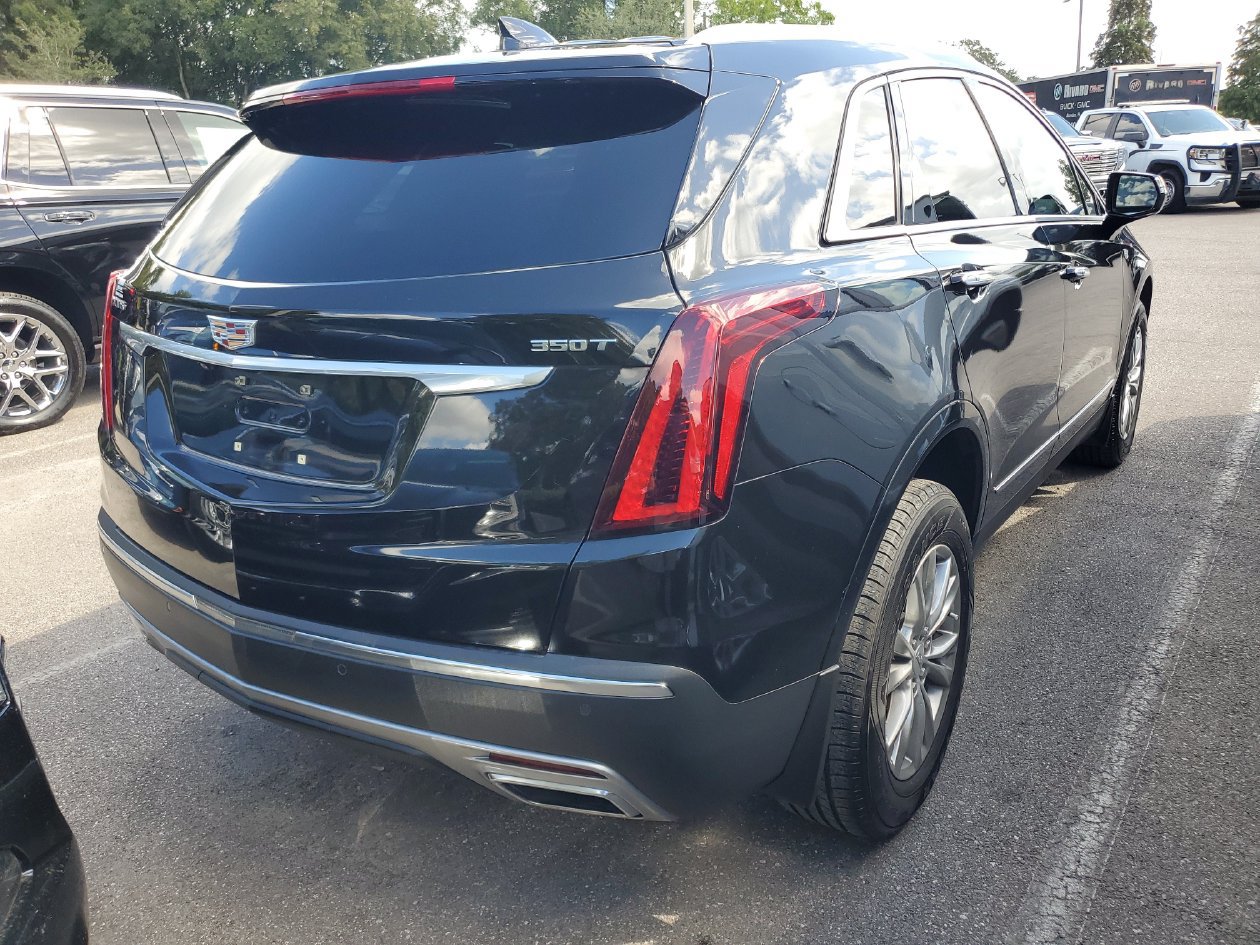 Used 2022 Cadillac XT5 Premium Luxury FWD image 4