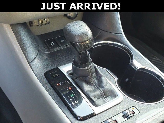 Used 2016 Toyota Highlander Limited image 21