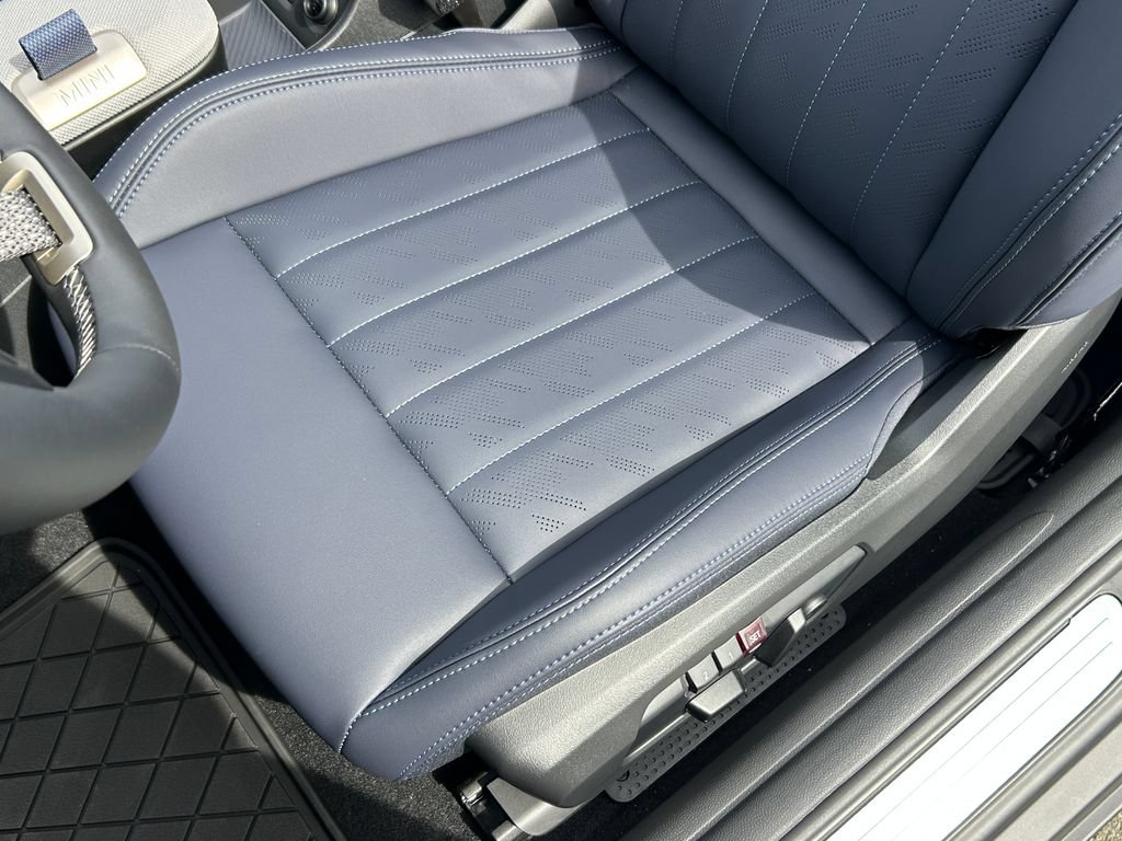 New 2026 MINI Cooper S FWD image 15