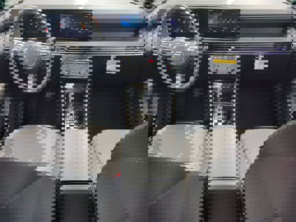 New 2026 Hyundai Tucson SE image 14