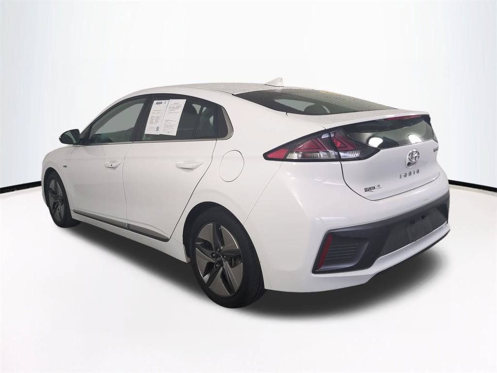 Used 2020 Hyundai Ioniq SEL FWD image 7