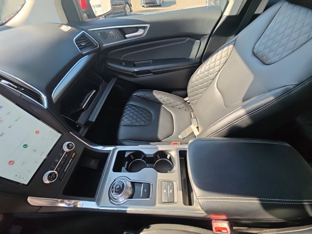 Used 2024 Ford Edge Titanium AWD/4WD image 24