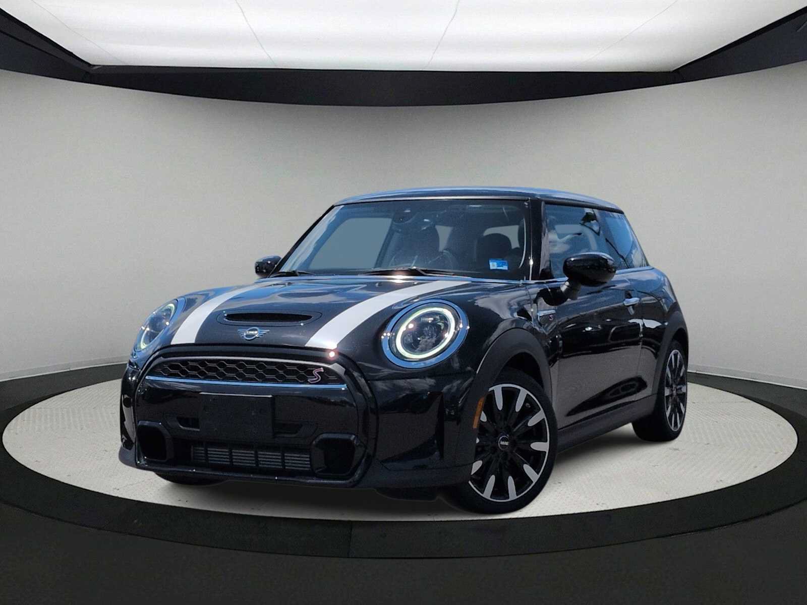 Certified 2024 MINI Cooper S FWD image 1