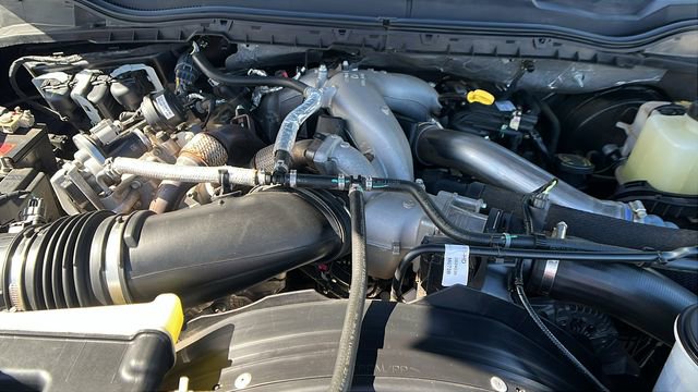 Used 2022 Ford F250 Lariat w/ Lariat Ultimate Package image 13