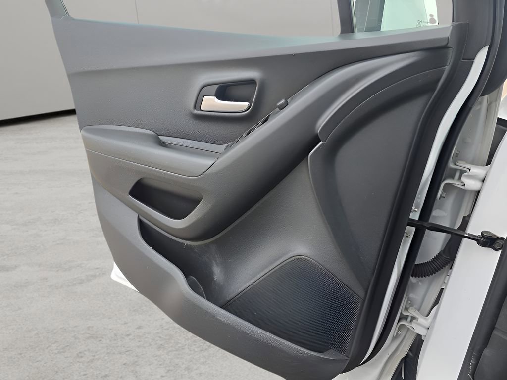 Used 2020 Chevrolet Trax LS w/ Tint and Cruise Package image 16