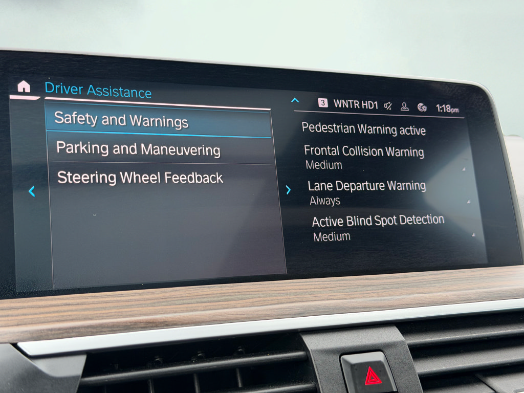 Used 2021 BMW X3 xDrive30e w/ Executive Package AWD/4WD image 28