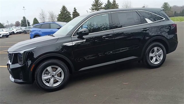 New 2026 Kia Sorento LX image 7