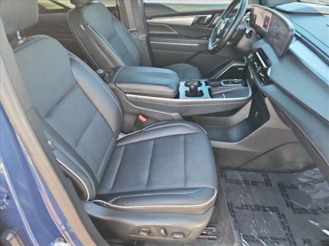 Used 2025 Buick Enclave Preferred FWD image 20