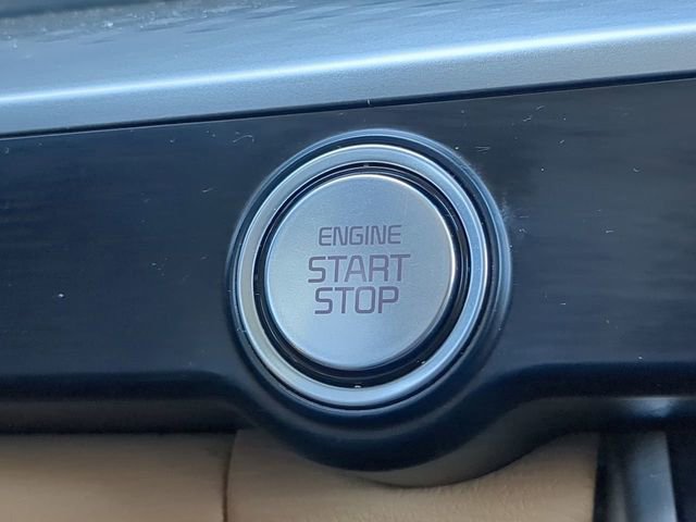 Used 2024 Kia Carnival LX image 35