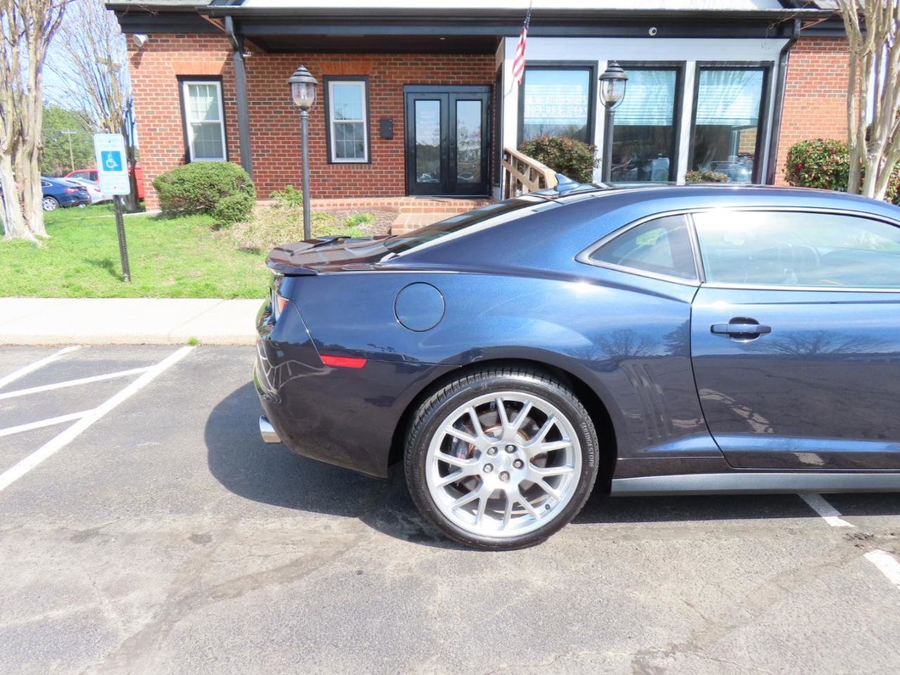 Used 2013 Chevrolet Camaro SS w/ Dusk Special Edition RWD image 7