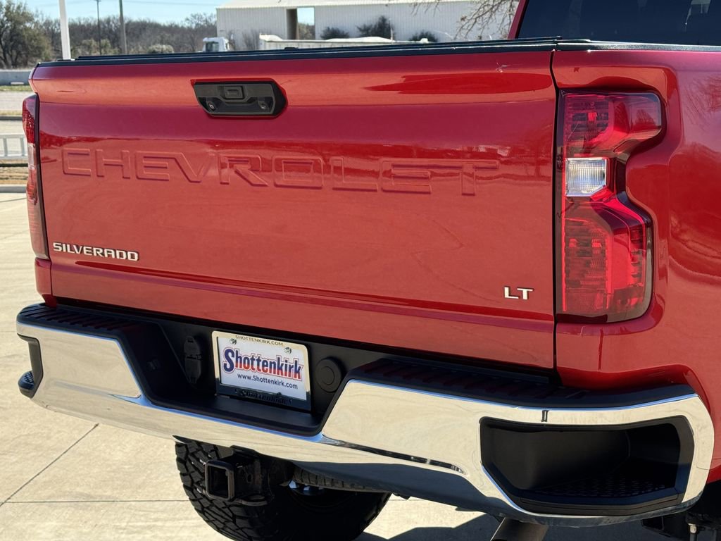 Used 2024 Chevrolet Silverado 2500 LT image 6
