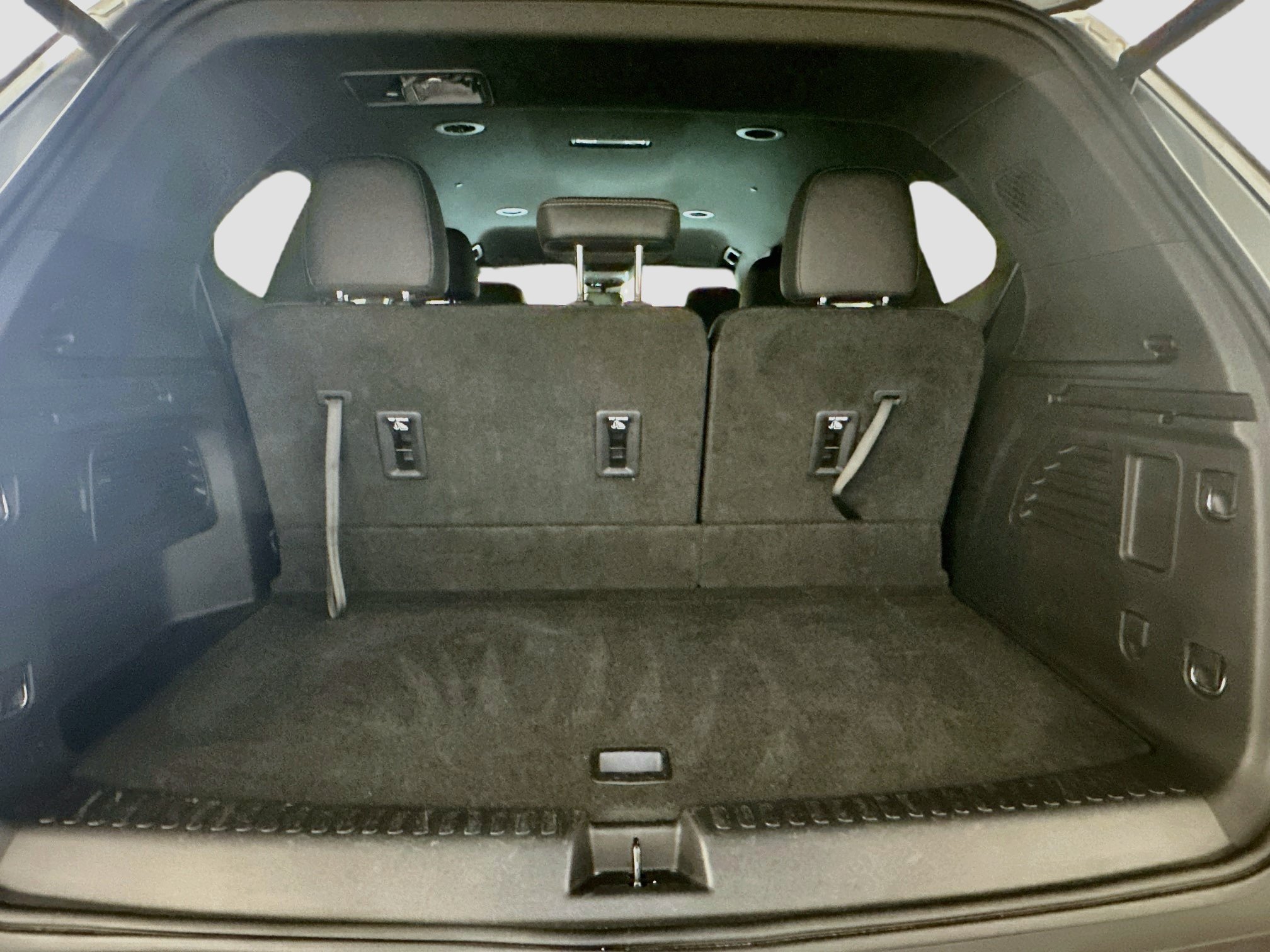 Used 2025 Buick Enclave Preferred AWD/4WD image 31